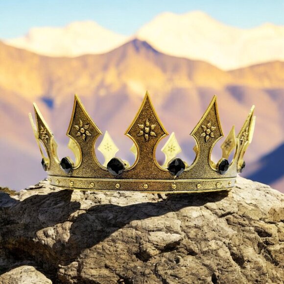 Regal Gold Crown, Royal Renaissance Crown, Medieval Costume, Black Stone Crown - Picture 9 of 9